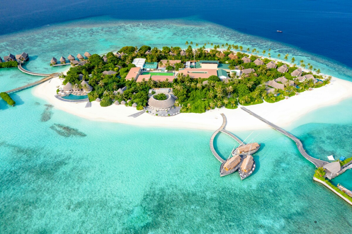 luxurious resorts Maldives